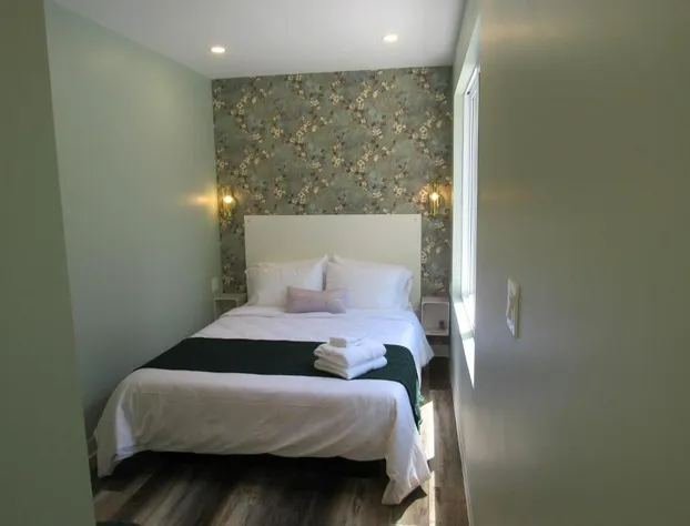 Inner Joy Getaways hotel detail image 4