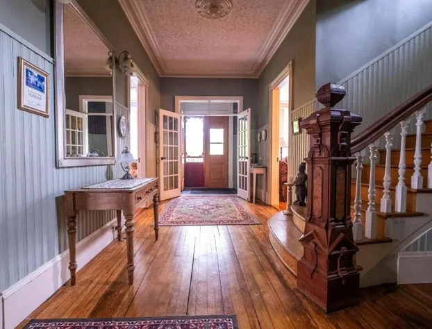 The Lark & Loon Inn hotel detail image 4