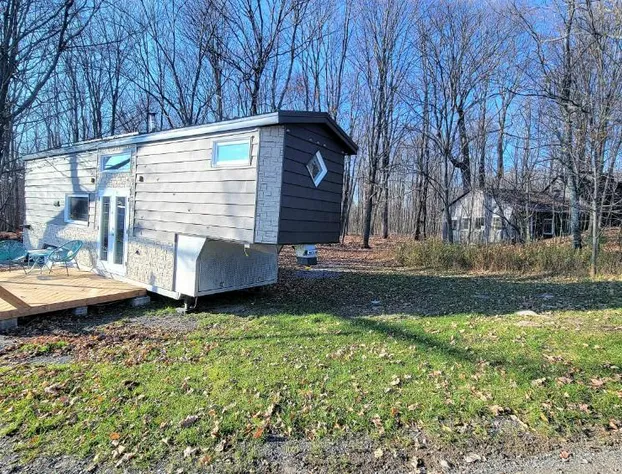 Auberge du Vignoble Bromont hotel detail image 1