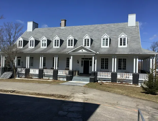 Le Vieux Presbytère hotel detail image 3