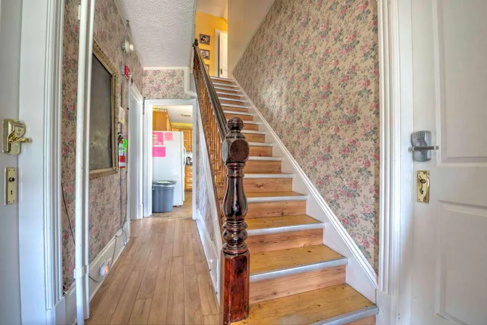 HI Charlottetown Backpacker's Inn hotel hero