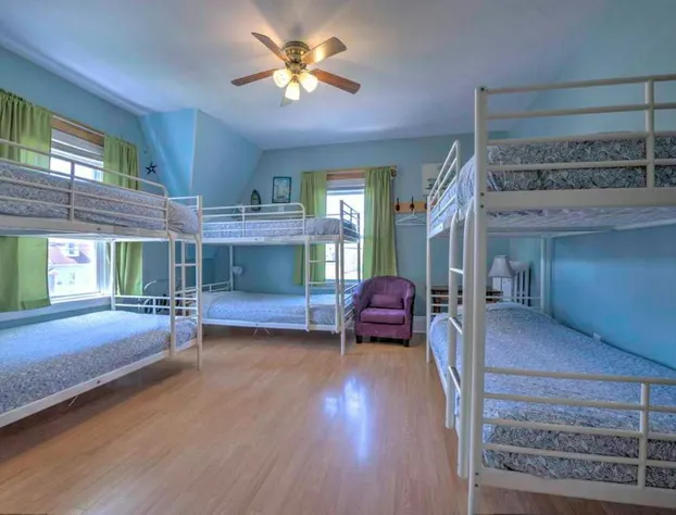 HI Charlottetown Backpacker's Inn hotel detail image 2