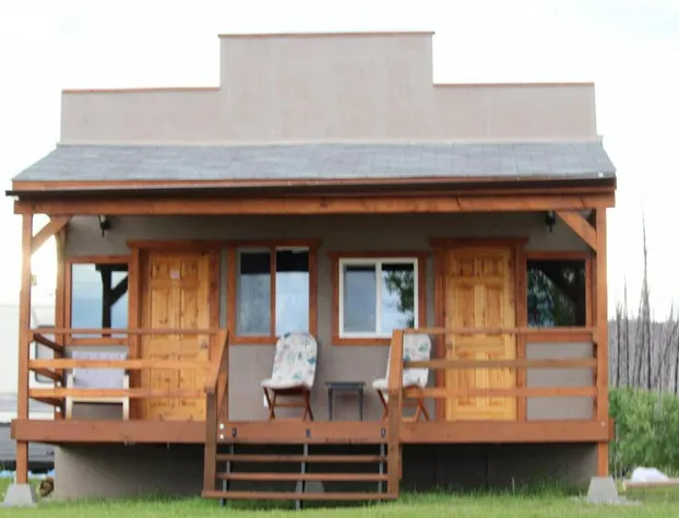 Woodlands fishin resort hotel detail image 3