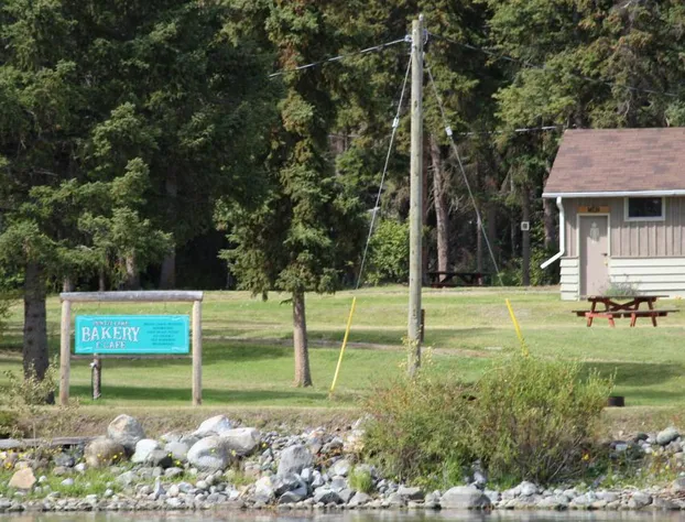 Woodlands fishin resort hotel detail image 4