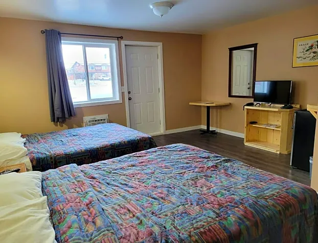 Lakewood Inn hotel detail image 4