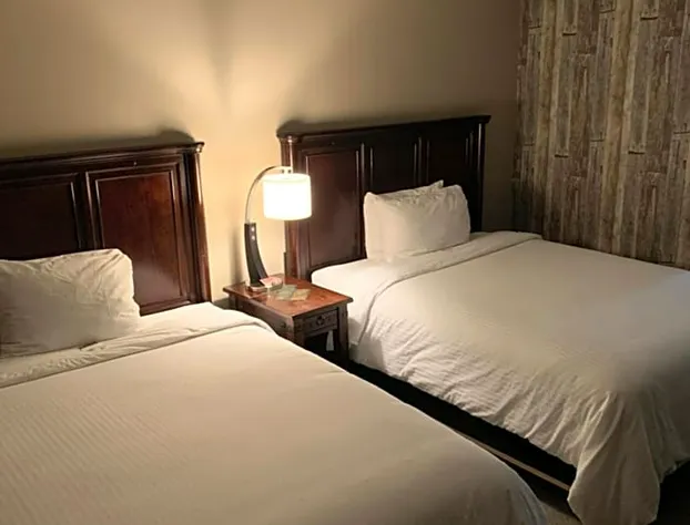 Jolly Giant Pub & Motel hotel detail image 4