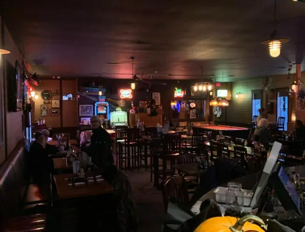 Jolly Giant Pub & Motel hotel detail image 4