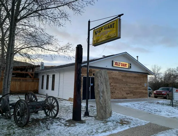 Jolly Giant Pub & Motel hotel detail image 3