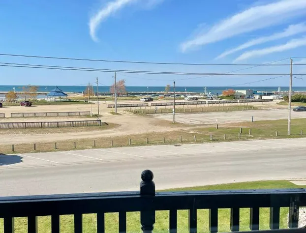 Paradise Inn On The Beach hotel detail image 1