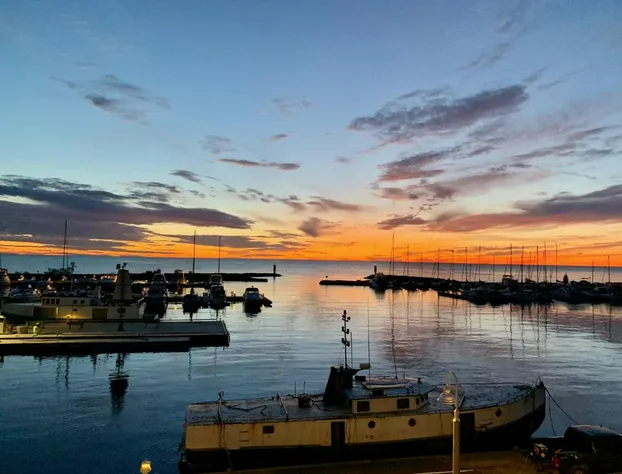Paradise Inn On The Beach hotel detail image 4