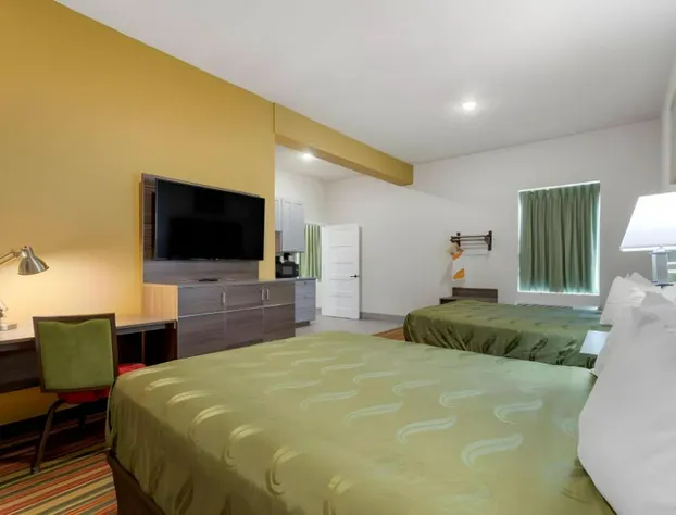 Quality Inn & Suites Elgin hotel detail image 1