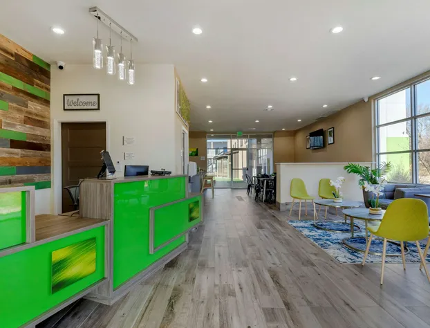 Quality Inn & Suites hotel detail image 3