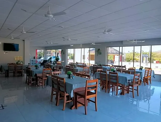 El Descanso Inn hotel detail image 4