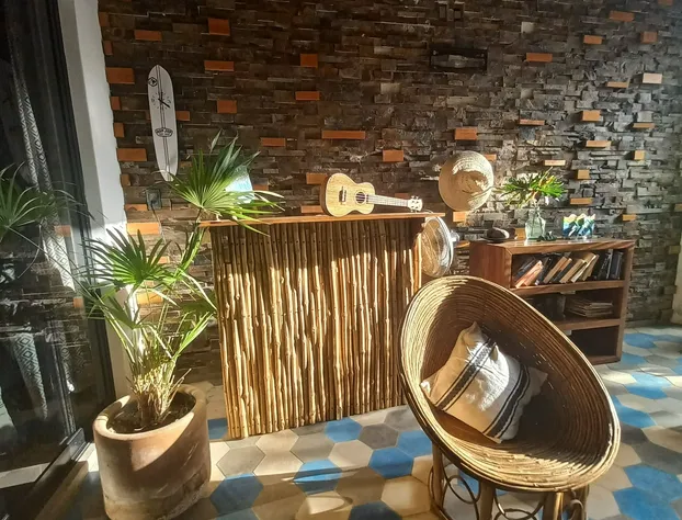 Pantai H hotel detail image 3