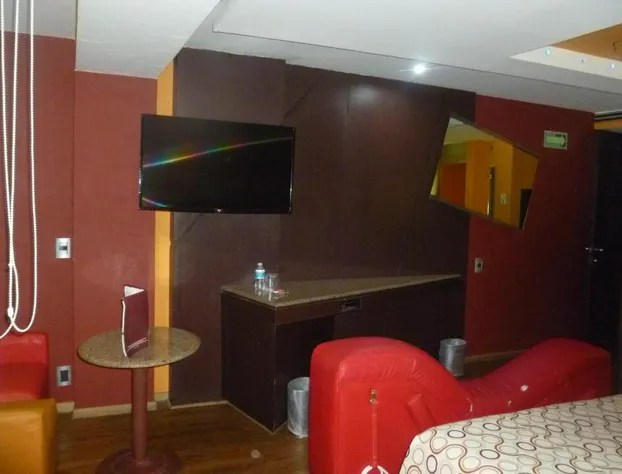 Auto Hotel Rosso hotel detail image 3