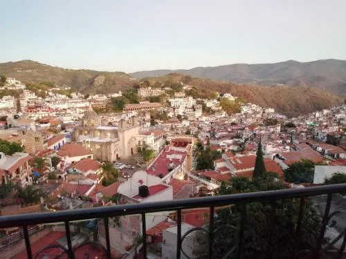 Casa Frida Hotel y Spa by Rotamundos hotel hero