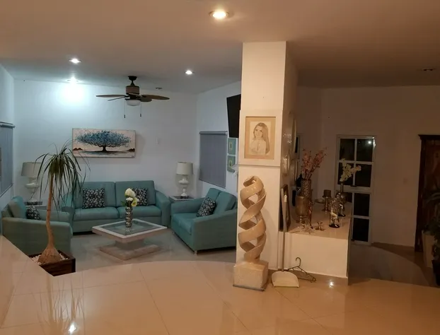 House Ross Hotel hotel detail image 3