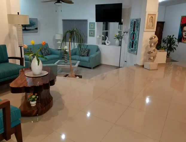 House Ross Hotel hotel detail image 4