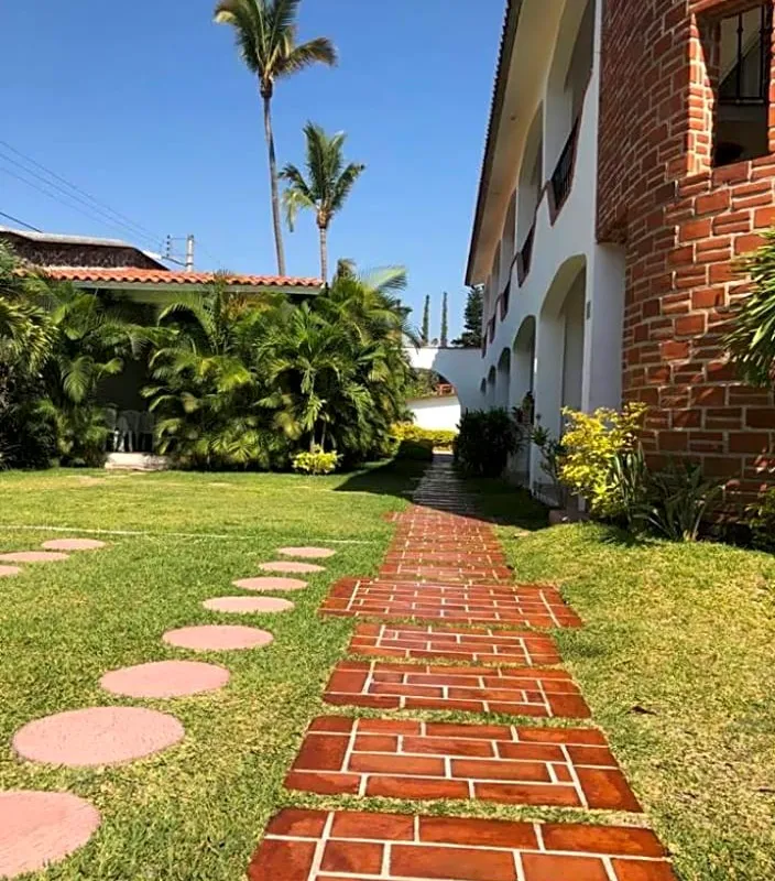 Hotel SKY & PALMS hotel hero