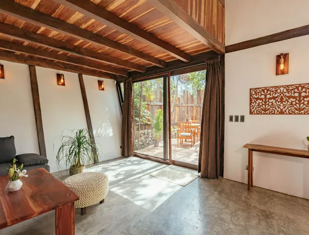 Nahouse Jungle Lodges hotel detail image 3