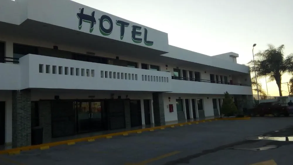 Jalyd Inn hotel hero