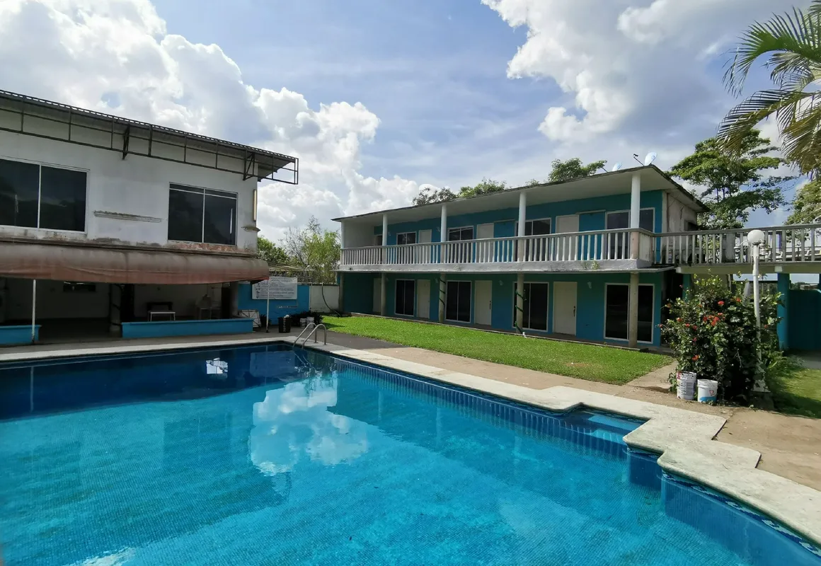 OYO Hotel Cedros & Spa hotel hero