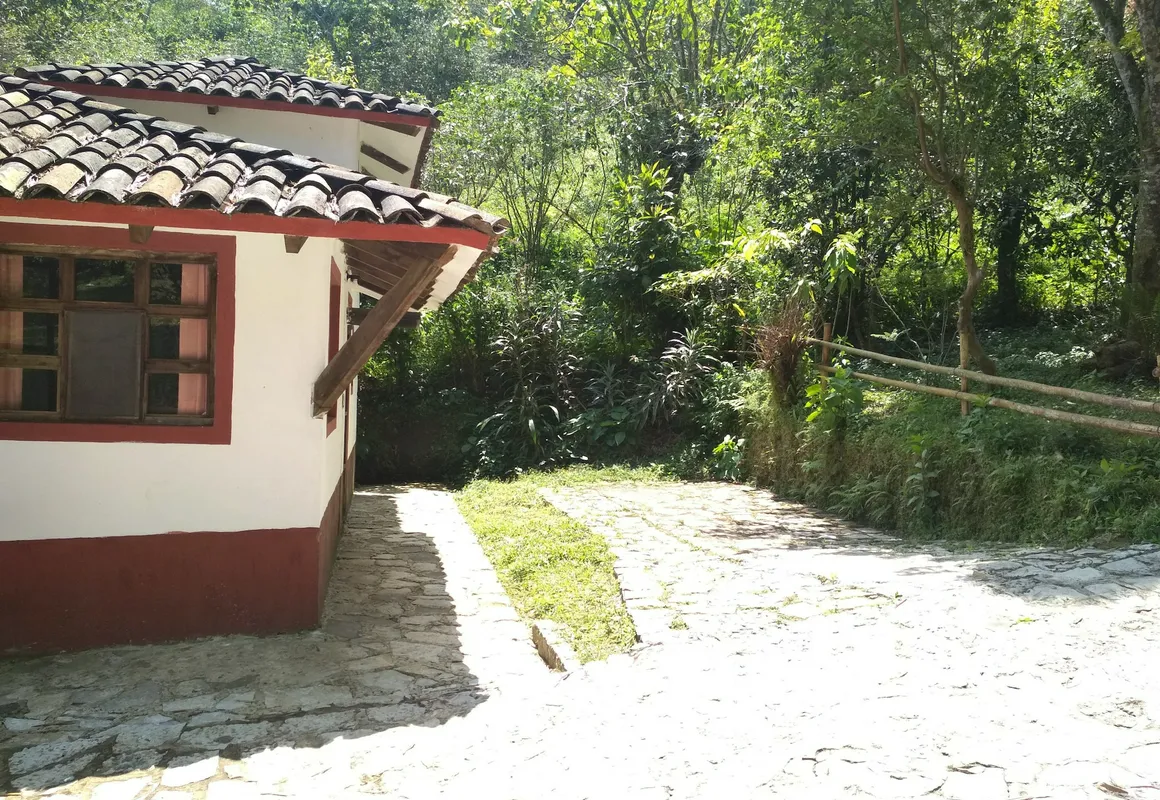 Hotel & Cabañas amara Café hotel hero