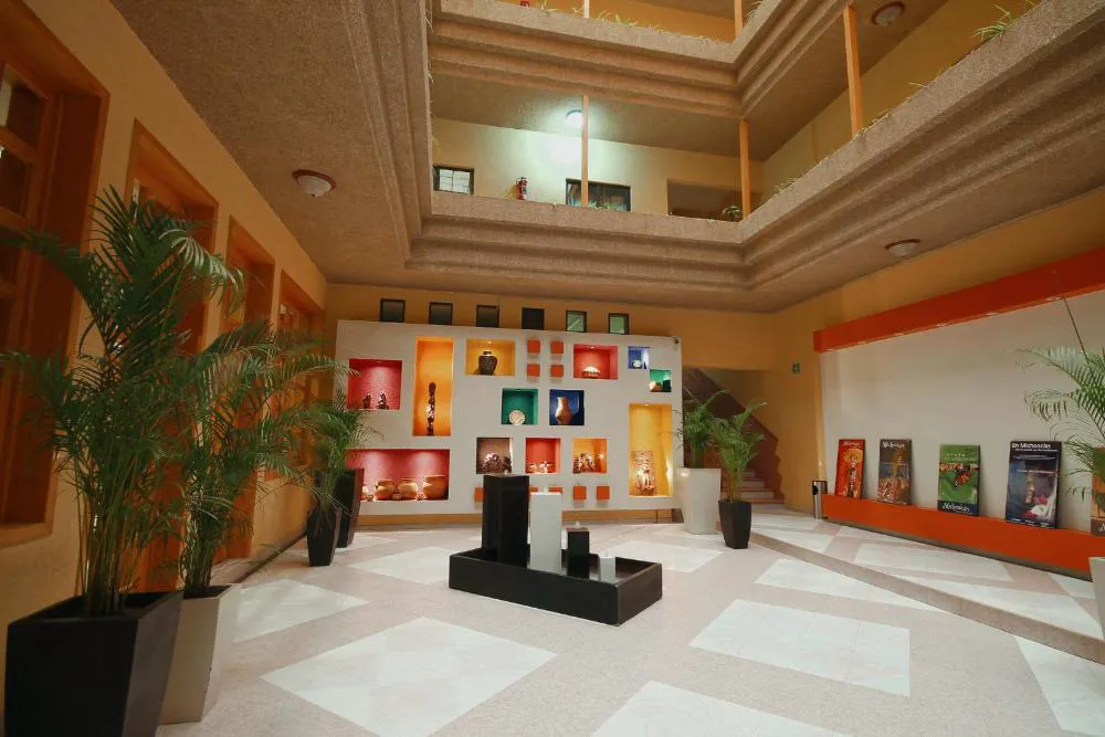 Hotel El Conquistador Monarca hotel hero