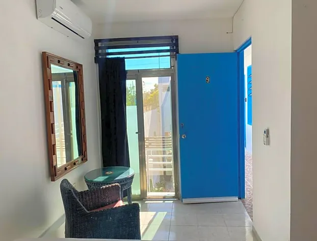 blue lagoon bacalar hotel detail image 1