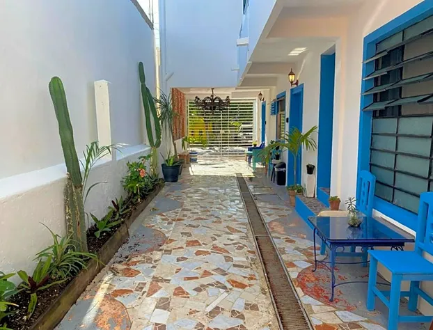 blue lagoon bacalar hotel detail image 2