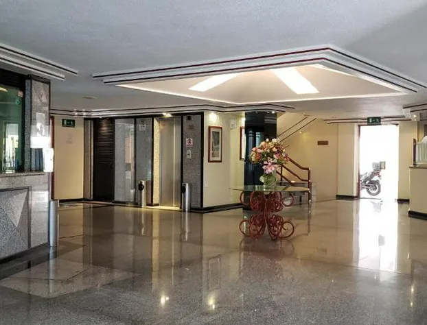 Hotel Modelo hotel detail image 4