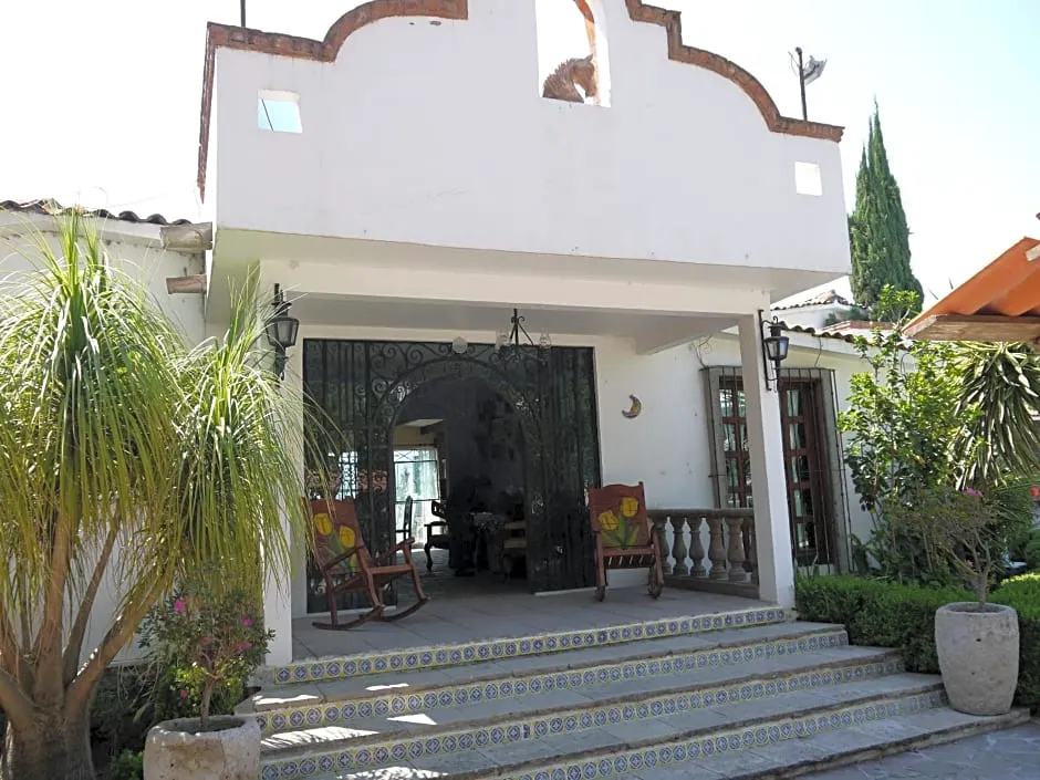 Hotel No Que No hotel hero