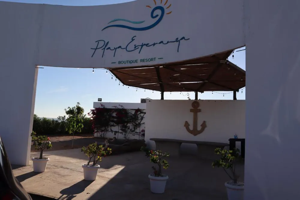 Playa Esperanza Resort hotel hero