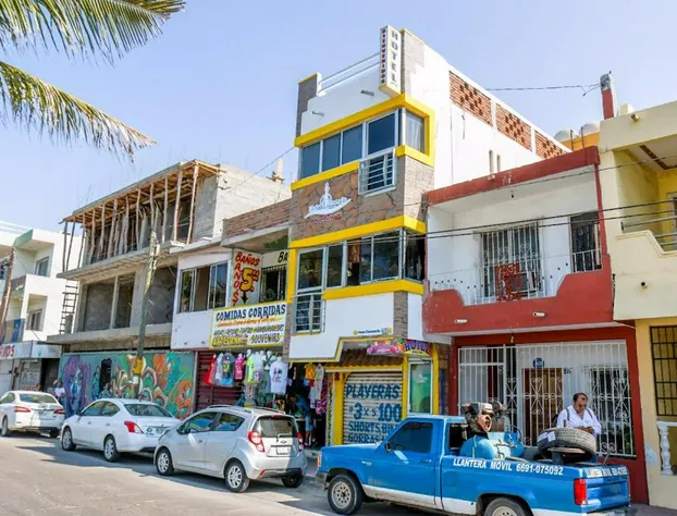 Hotel Puerto Viejo hotel detail image 1