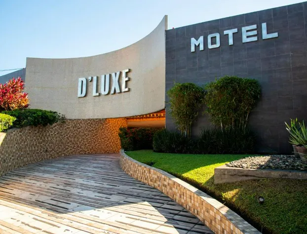 DLUXE auto hotel hotel detail image 1
