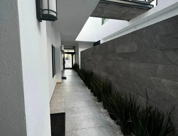 Madison Suites hotel detail image 2