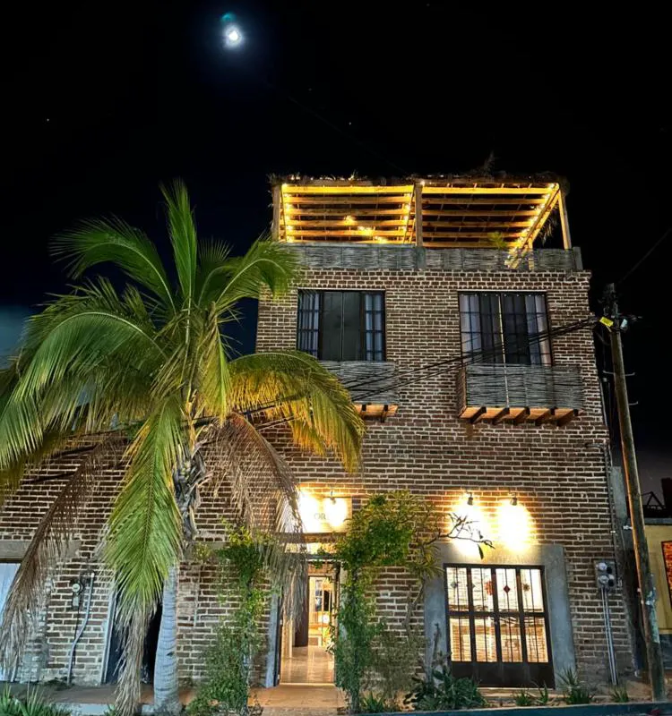 Baja House hotel hero