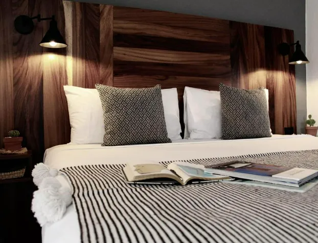 Six Two Four Hotel hotel detail image 4