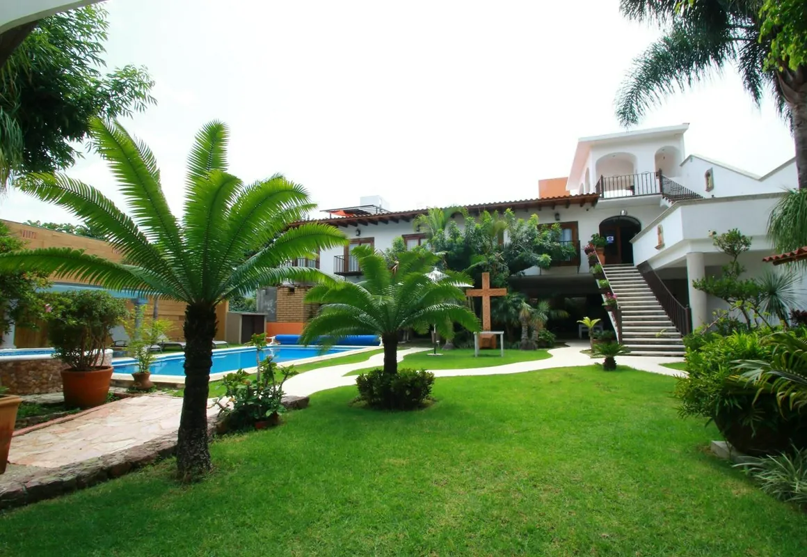 Hotel Concierge Flor y Canto hotel hero