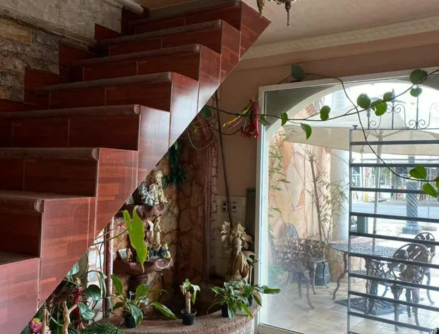 Hotel Plaza hotel detail image 3