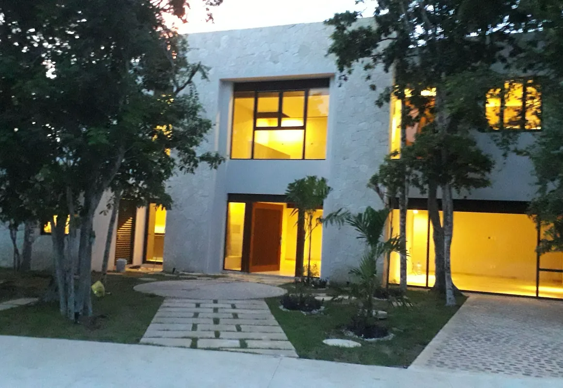 Xaha Villas Suites & Golf Resort hotel hero