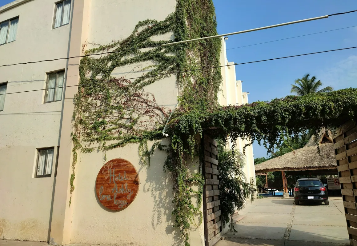 Hotel Ashly Loma Larga hotel hero