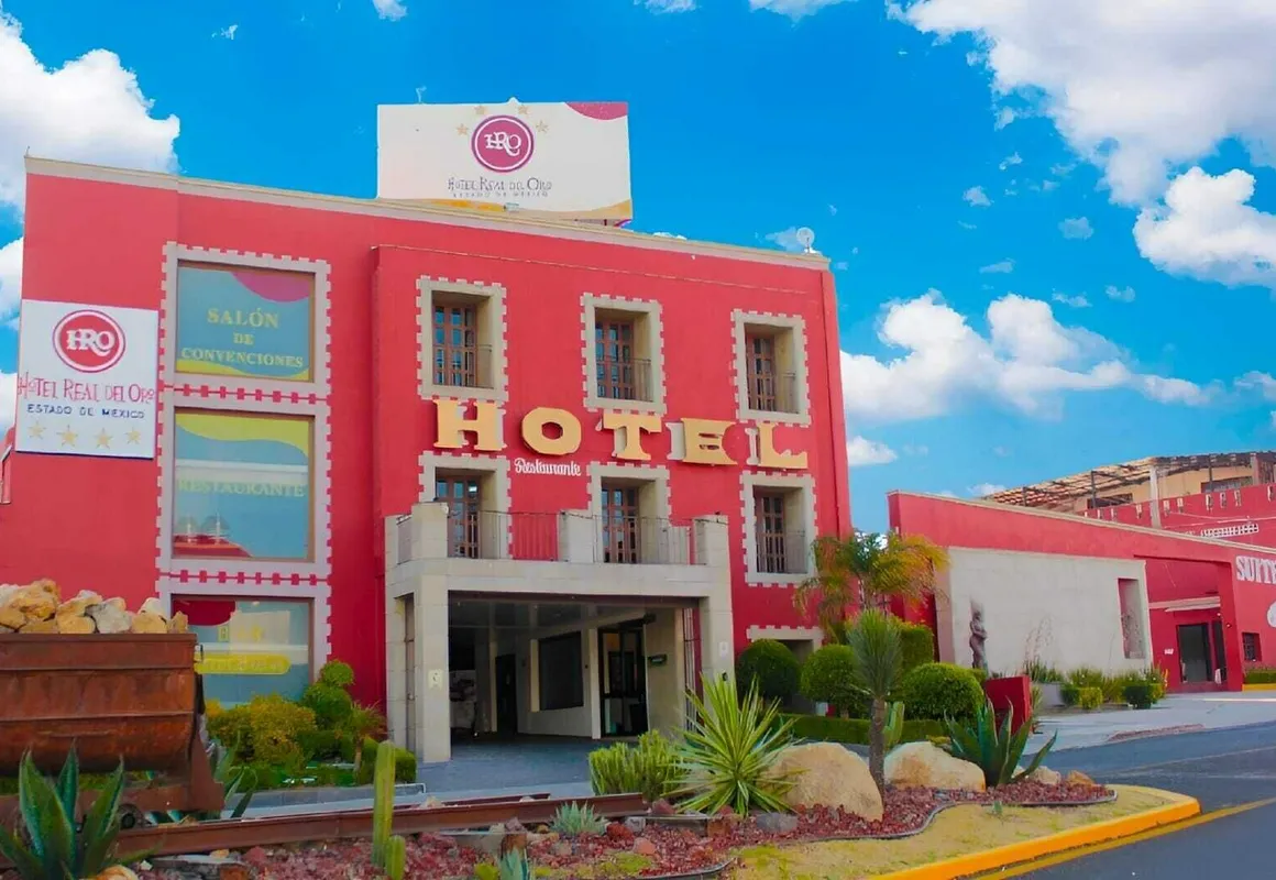 Hotel Real del Oro hotel hero