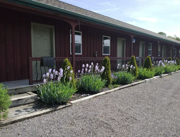 The Meadowlark Inn hotel detail image 1