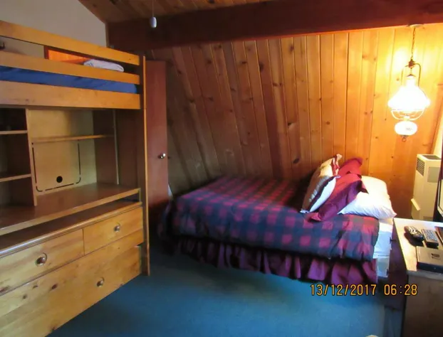 A Hodge Podge Lodge by Big Bear Cool Cabins hotel detail image 2