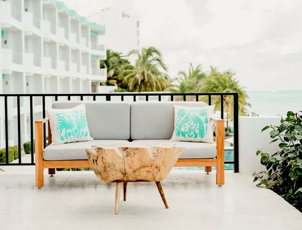 Hotel B Unique - Adults Only hotel detail image 4