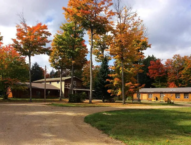 Madawaska Lodge hotel detail image 4