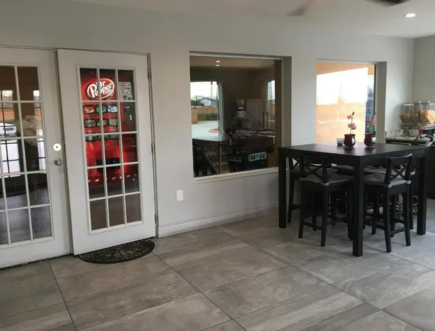 Crystal Inn hotel detail image 3