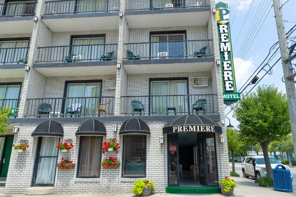 Premiere Motel hotel hero