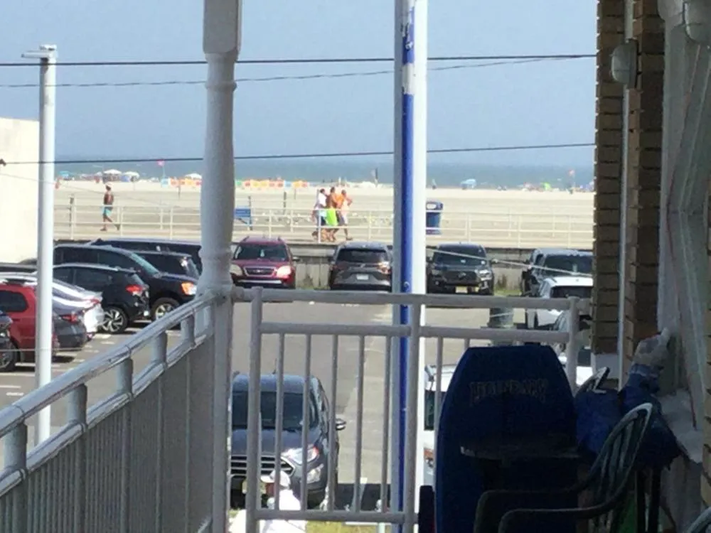 Starfire Motel hotel hero